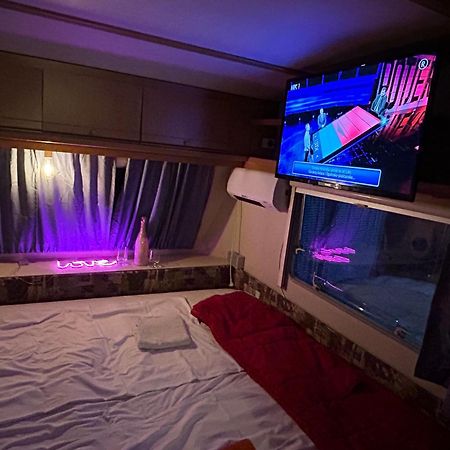 Umna & Room Pula Luaran gambar
